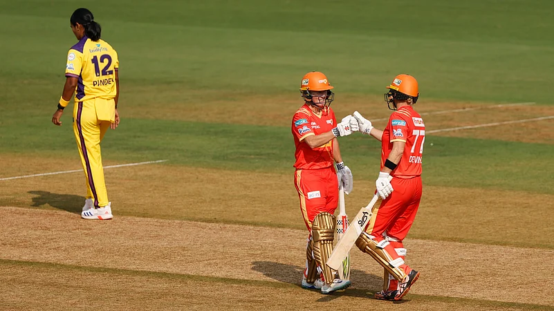 Gujarat Giants vs UP Warriorz LIVE Score