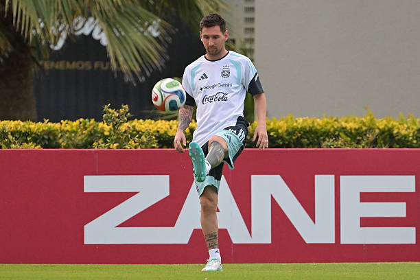 Lionel Messi Play Against Zambia