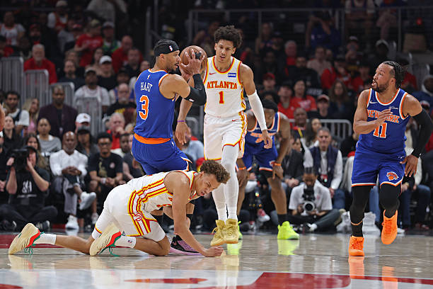 Knicks Eliminate Hawks